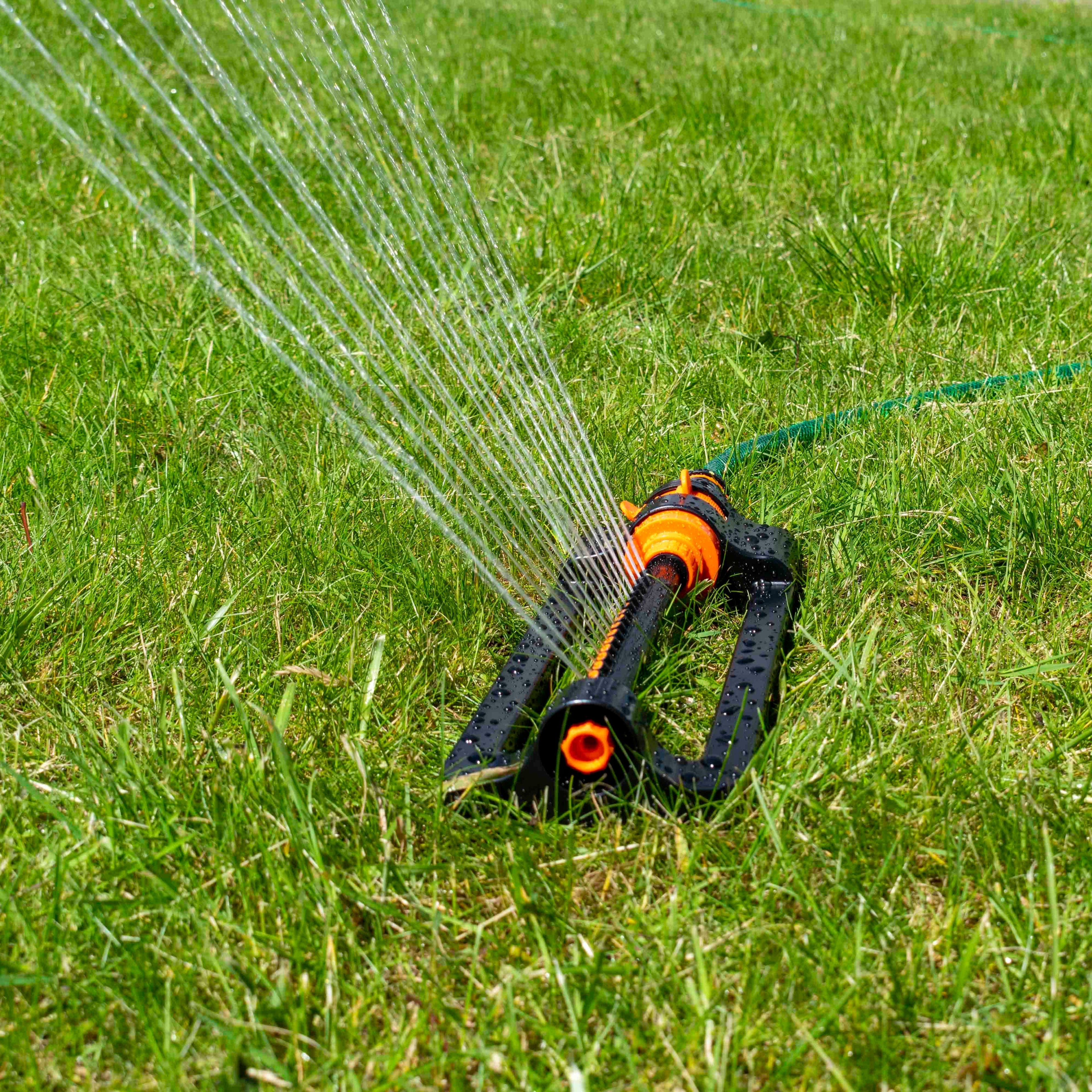 Compact Oscillating Sprinkler Eco Line-2